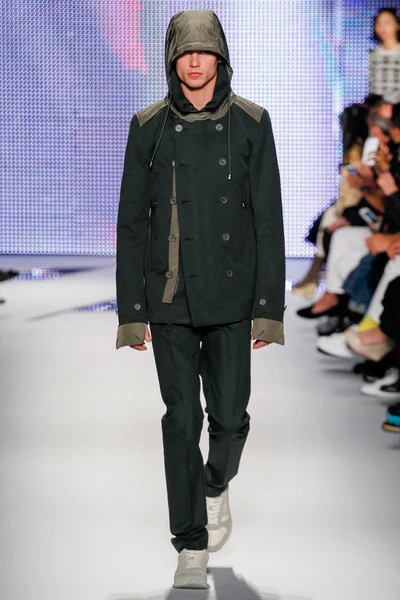 Look 34